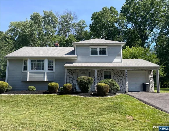 $578,000 | 721 Taft Avenue, North Plainfield, NJ 07063