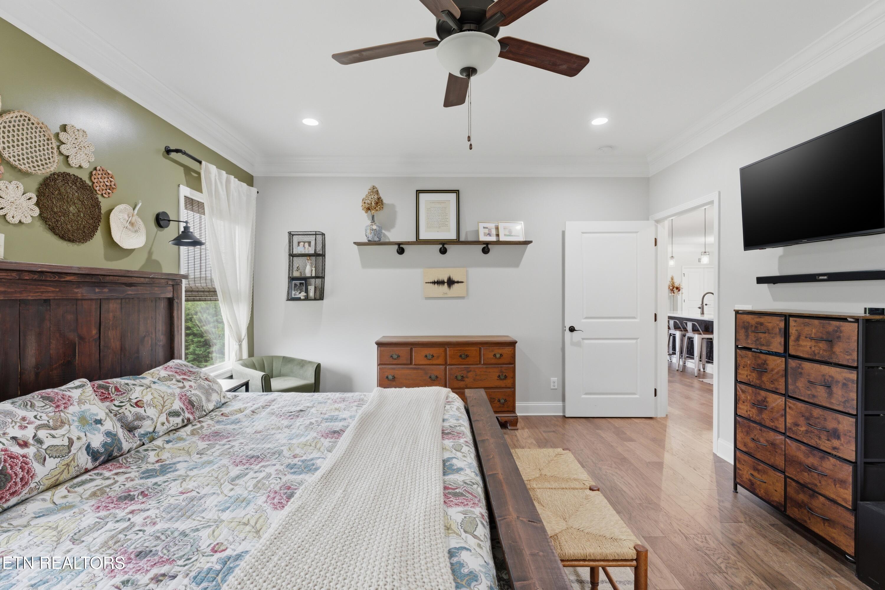229 Ridgefield Drive Maryville, TN 37804 - Photo 17 of 48 17-Primary Bedroom