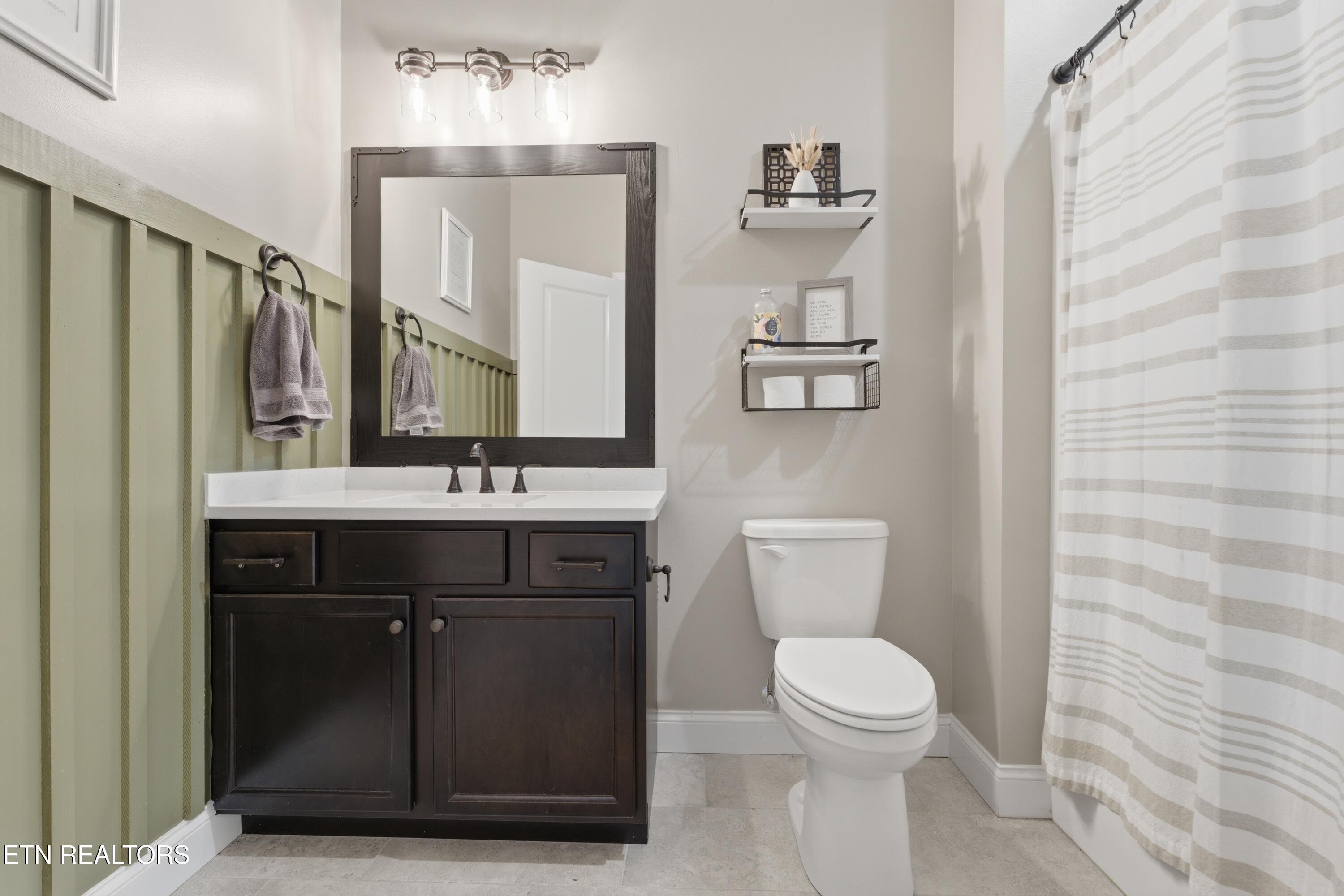 229 Ridgefield Drive Maryville, TN 37804 - Photo 23 of 48 23-Full Bath