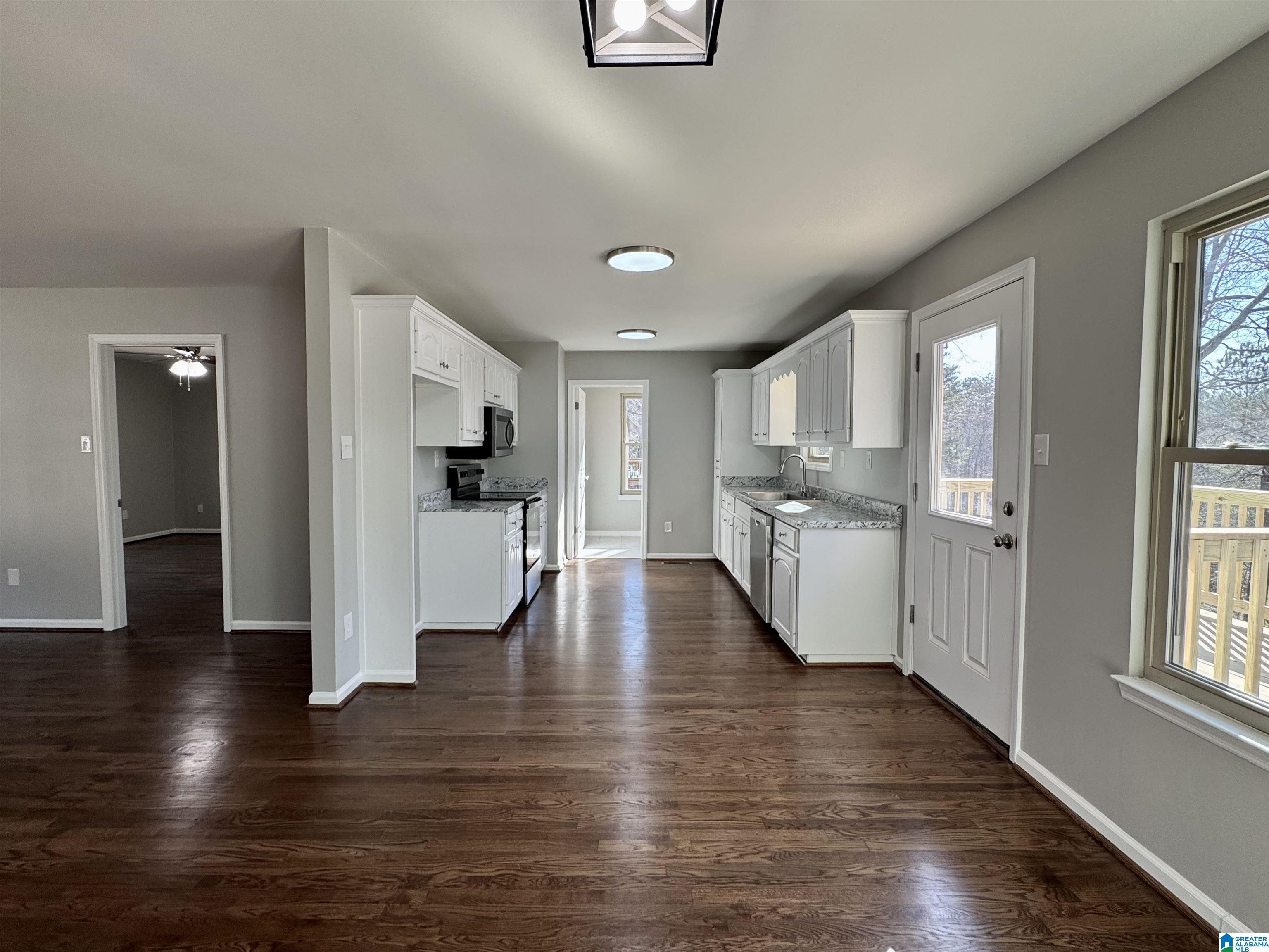 380 White Springs Road Warrior, AL 35180 - Photo 27 of 53