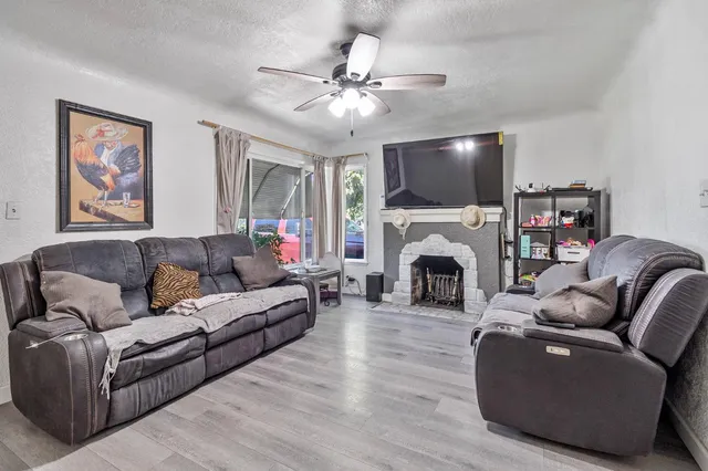 $329,999 | 792 Grove Avenue, Gustine, CA 95322