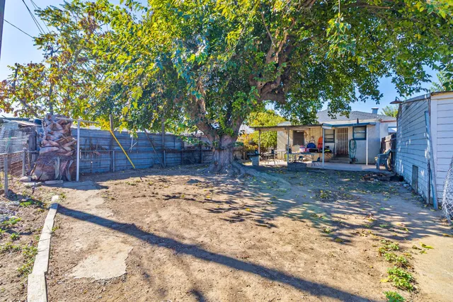 $329,999 | 792 Grove Avenue, Gustine, CA 95322