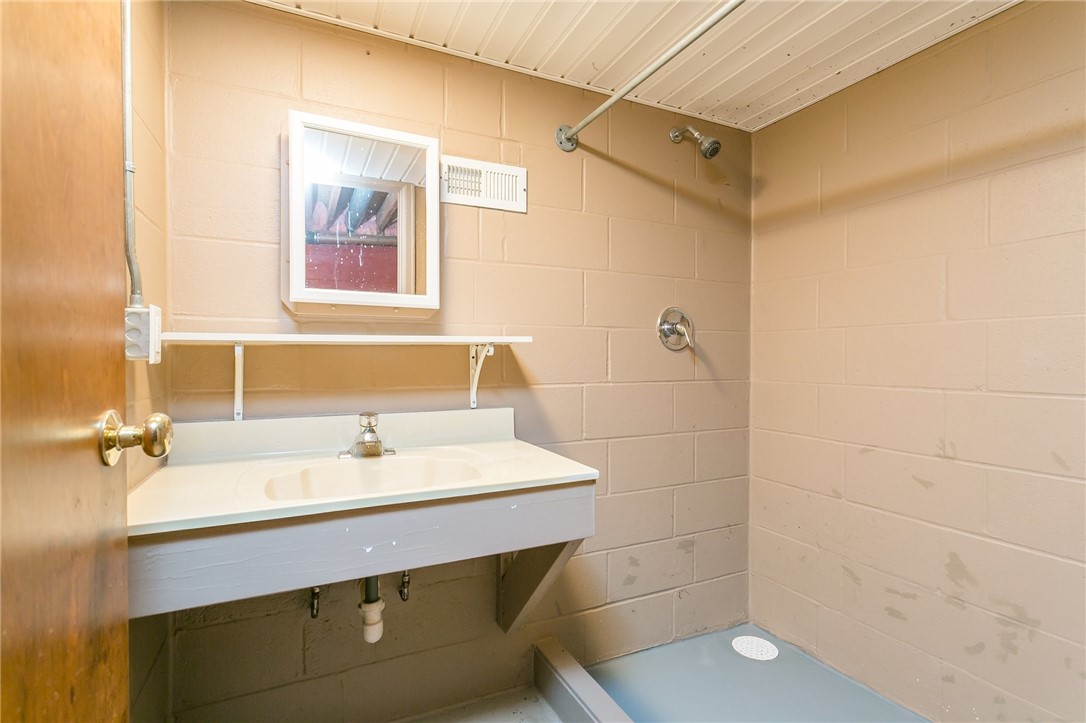 27 Alpine Drive Penfield, NY 14580 - Photo 14 of 30