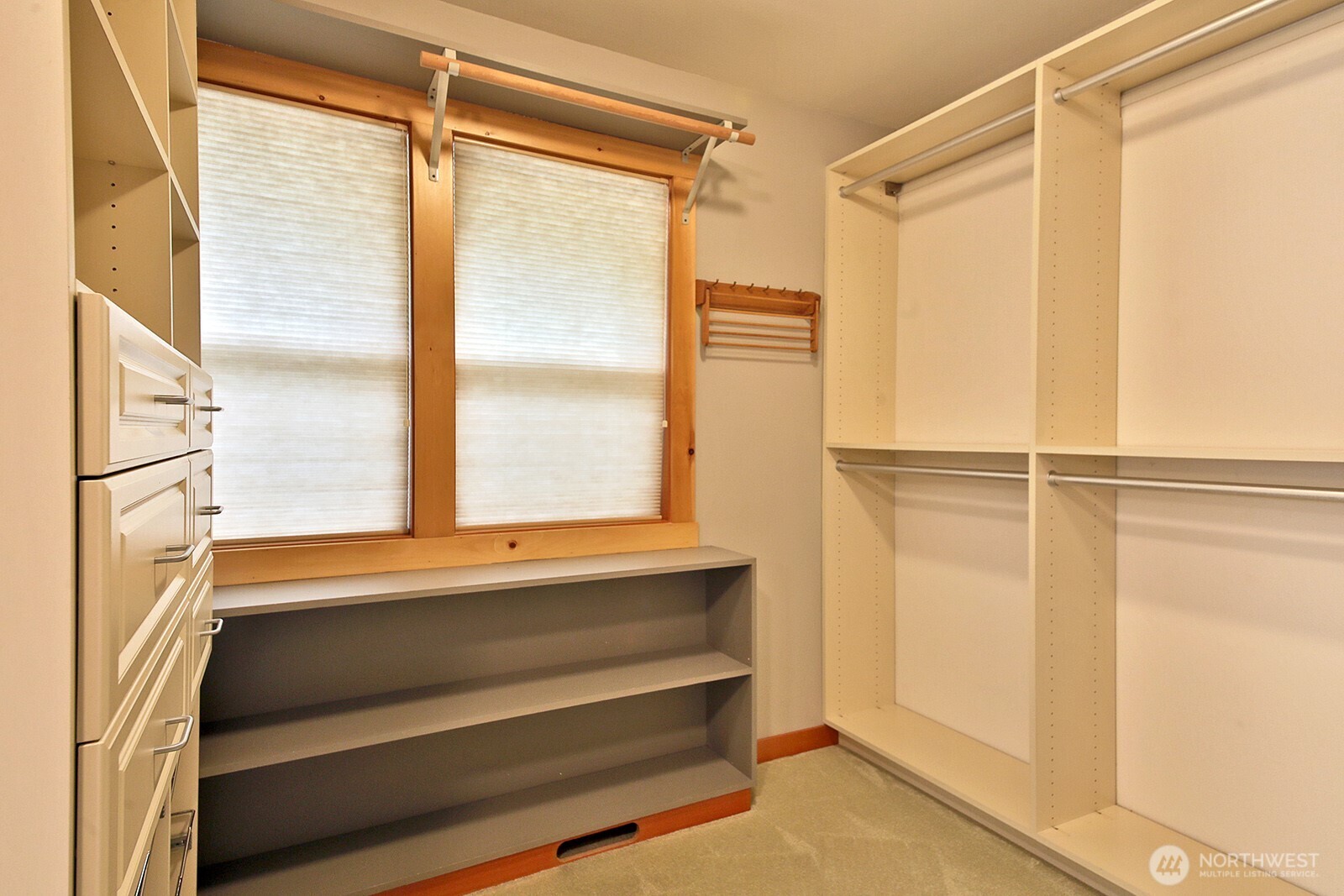 6292 Sahalee Court Clinton, WA 98236 - Photo 15 of 38