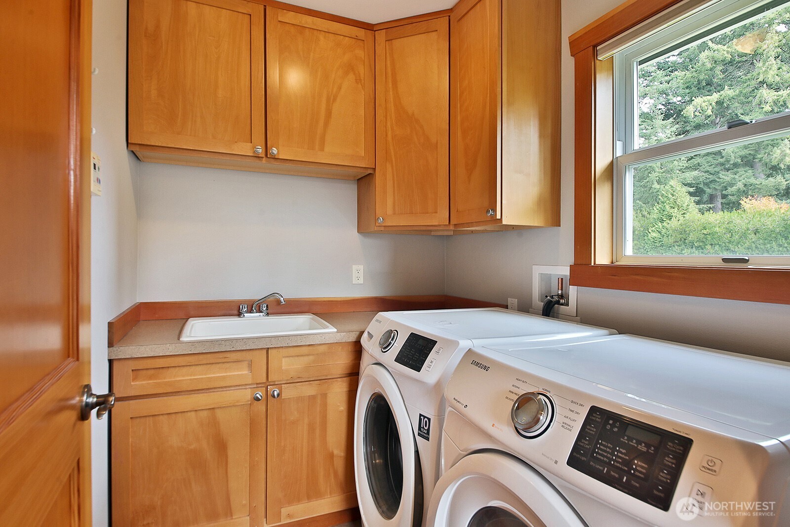 6292 Sahalee Court Clinton, WA 98236 - Photo 19 of 38