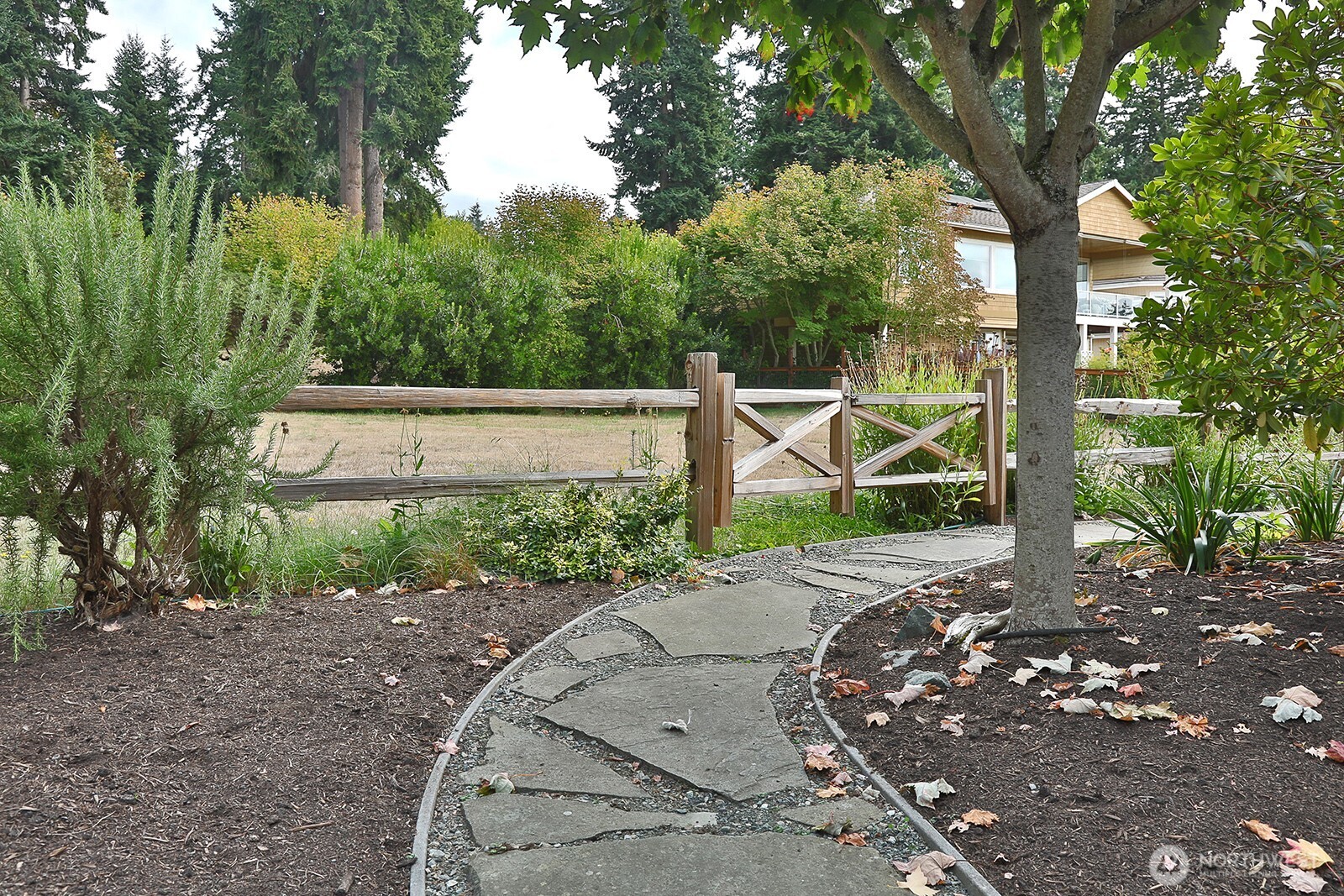 6292 Sahalee Court Clinton, WA 98236 - Photo 28 of 38