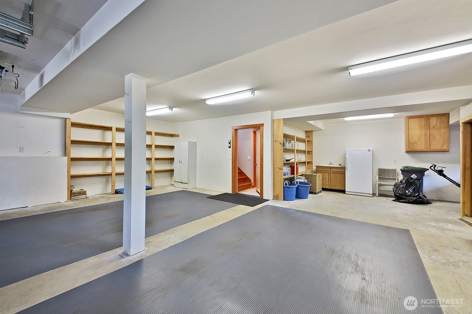 6292 Sahalee Court Clinton, WA 98236 - Photo 36 of 38