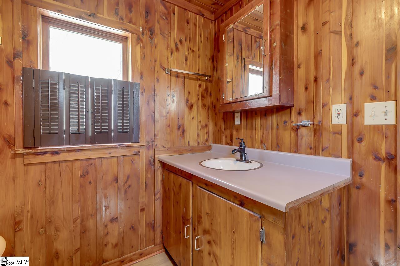 456 Brooks Road Belton, SC 29627 - Photo 23 of 36