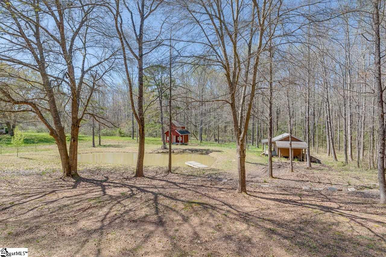 456 Brooks Road Belton, SC 29627 - Photo 9 of 36
