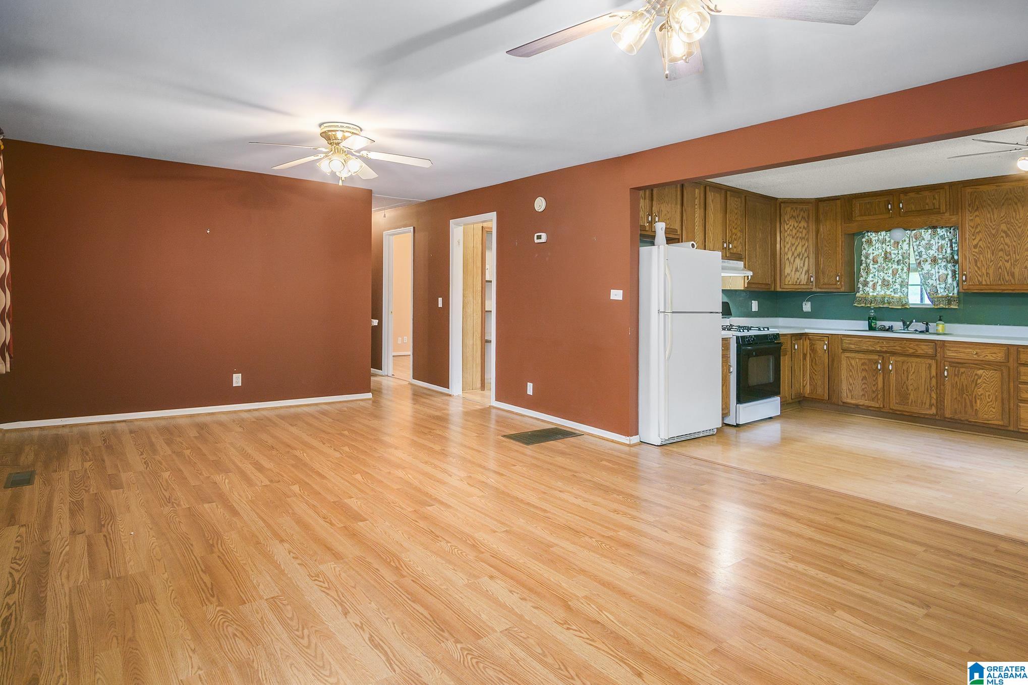 2316 Maple Street Bessemer, AL 35022 - Photo 5 of 24 Gallery Image 5