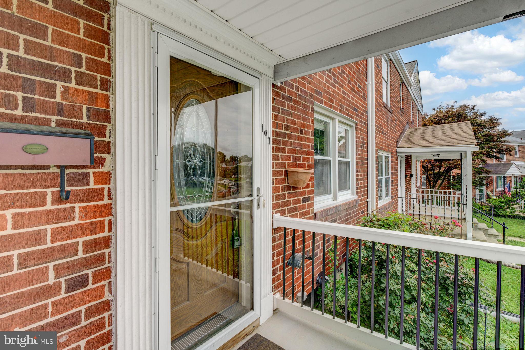 107 Garden Ridge Road Catonsville, MD 21228 - Photo 7 of 48 Gallery Image 7
