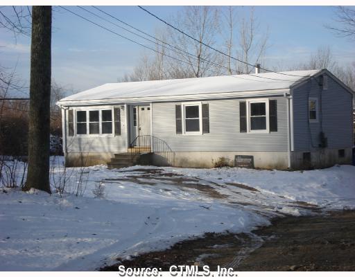 37 Cornell Road Plainfield, CT 06374 - Photo 1 of 1 a view of house with yard