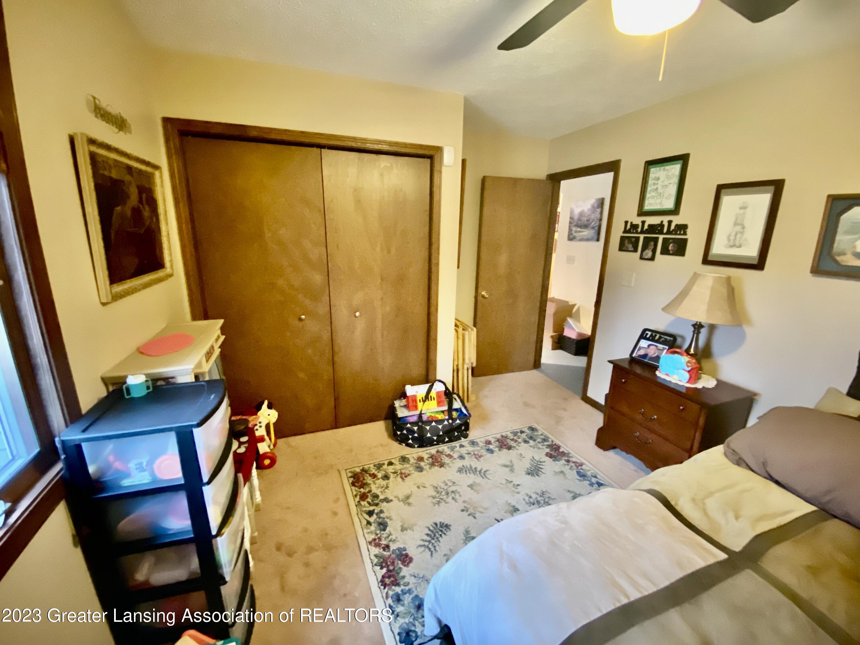 8924 Royston Road Grand Ledge, MI 48837 - Photo 20 of 39 IMG-6172