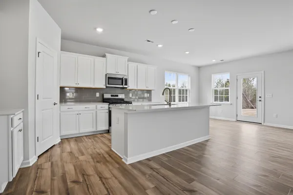 $304,299 | 700 Hadley Place, Enoree, SC 29335