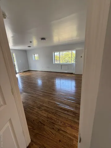 a view of empty room with window