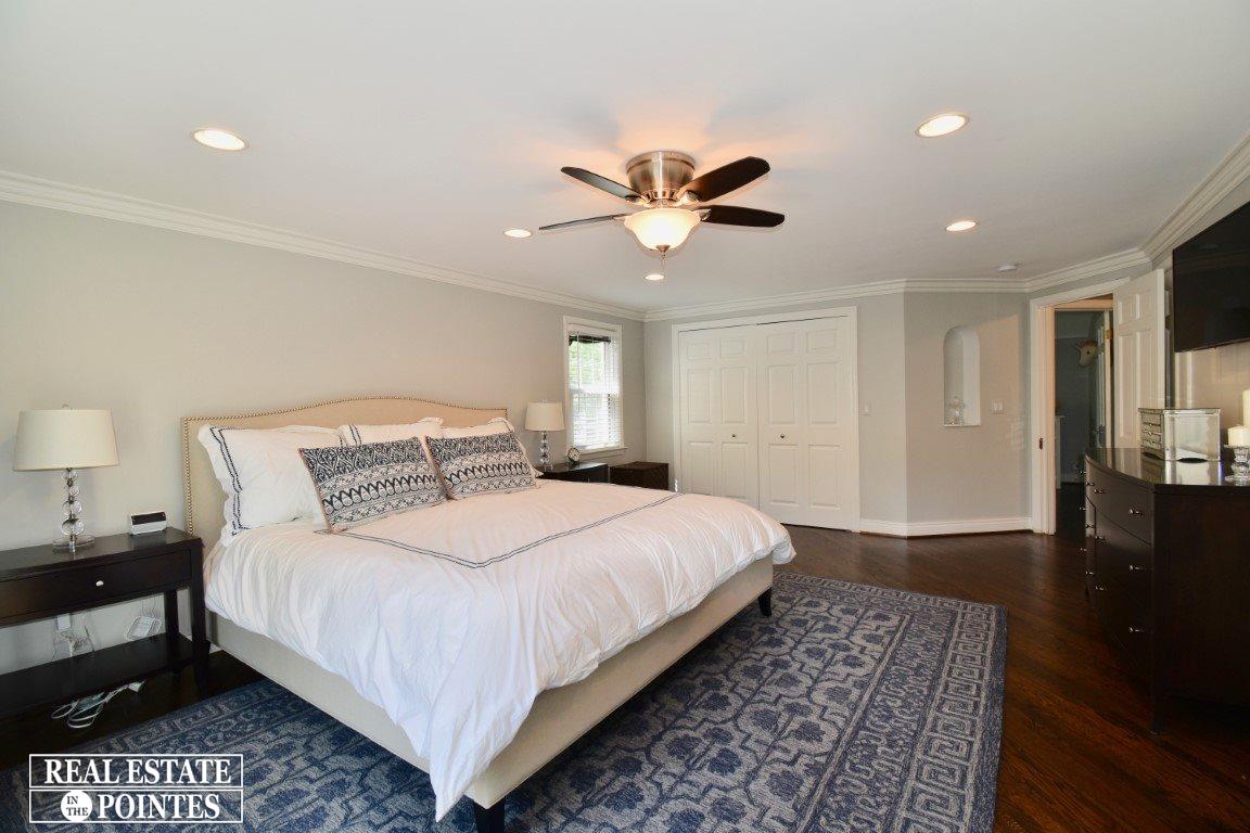 273 Merriweather Road Grosse Pointe Farms, MI 48236 - Photo 24 of 34