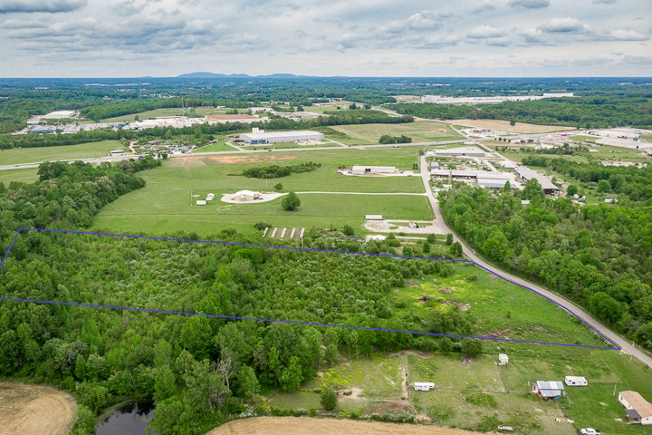 0 Finger Bluff Road Morrison, TN 37357 - Photo 2 of 6 a view of a city