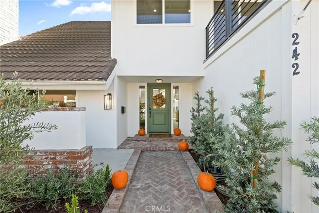 $1,495,000 | 242 Garfield Avenue, Placentia, CA 92870