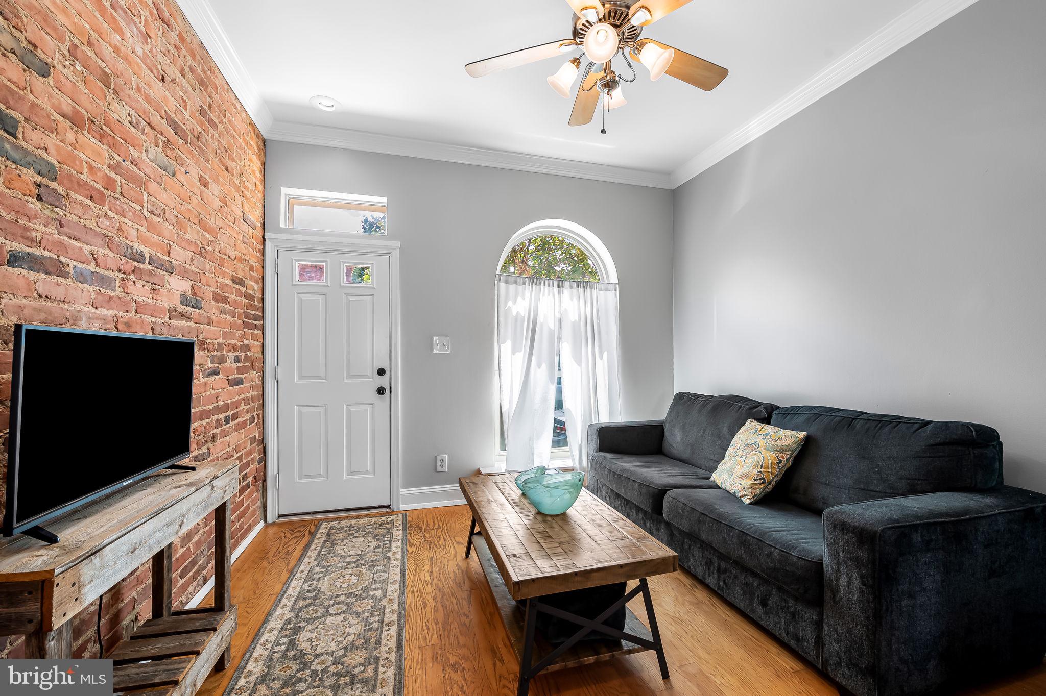 2718 Dillon Street Baltimore, MD 21224 - Photo 7 of 31