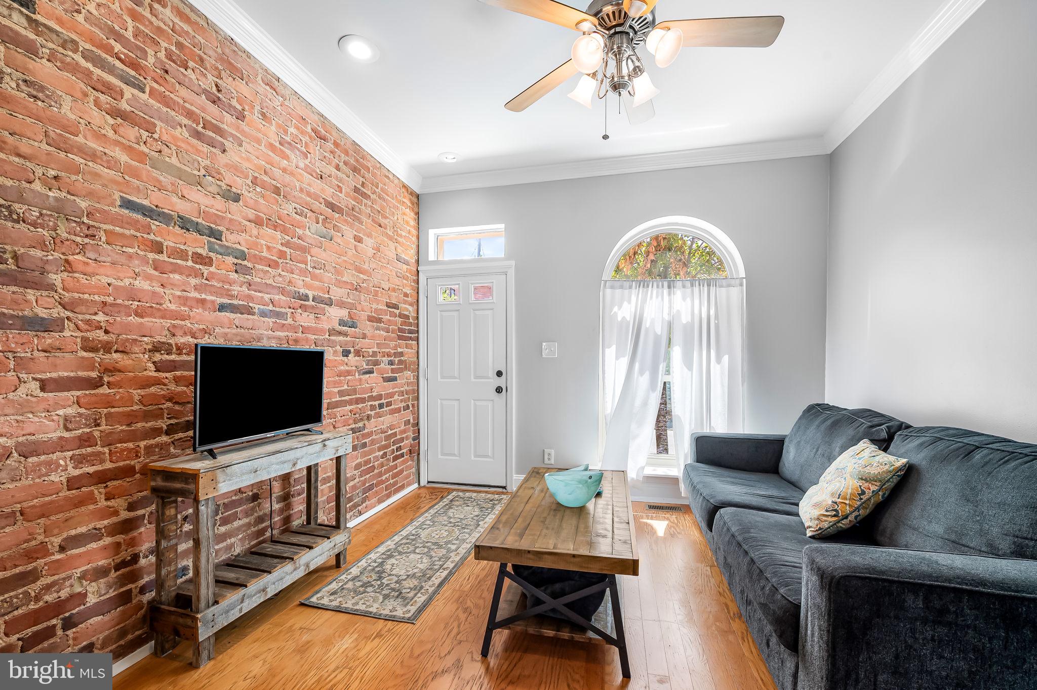 2718 Dillon Street Baltimore, MD 21224 - Photo 8 of 31