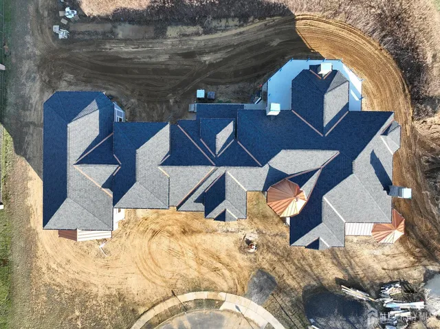 $2,395,000 | 8 Derek Court, Manalapan, NJ 07726