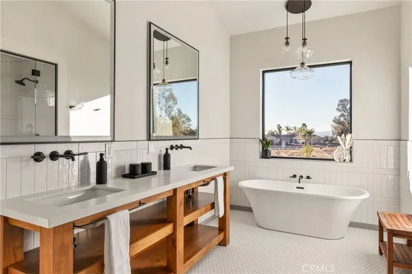 $5,500,000 | 39241 Corte Venture, Temecula, CA 92592