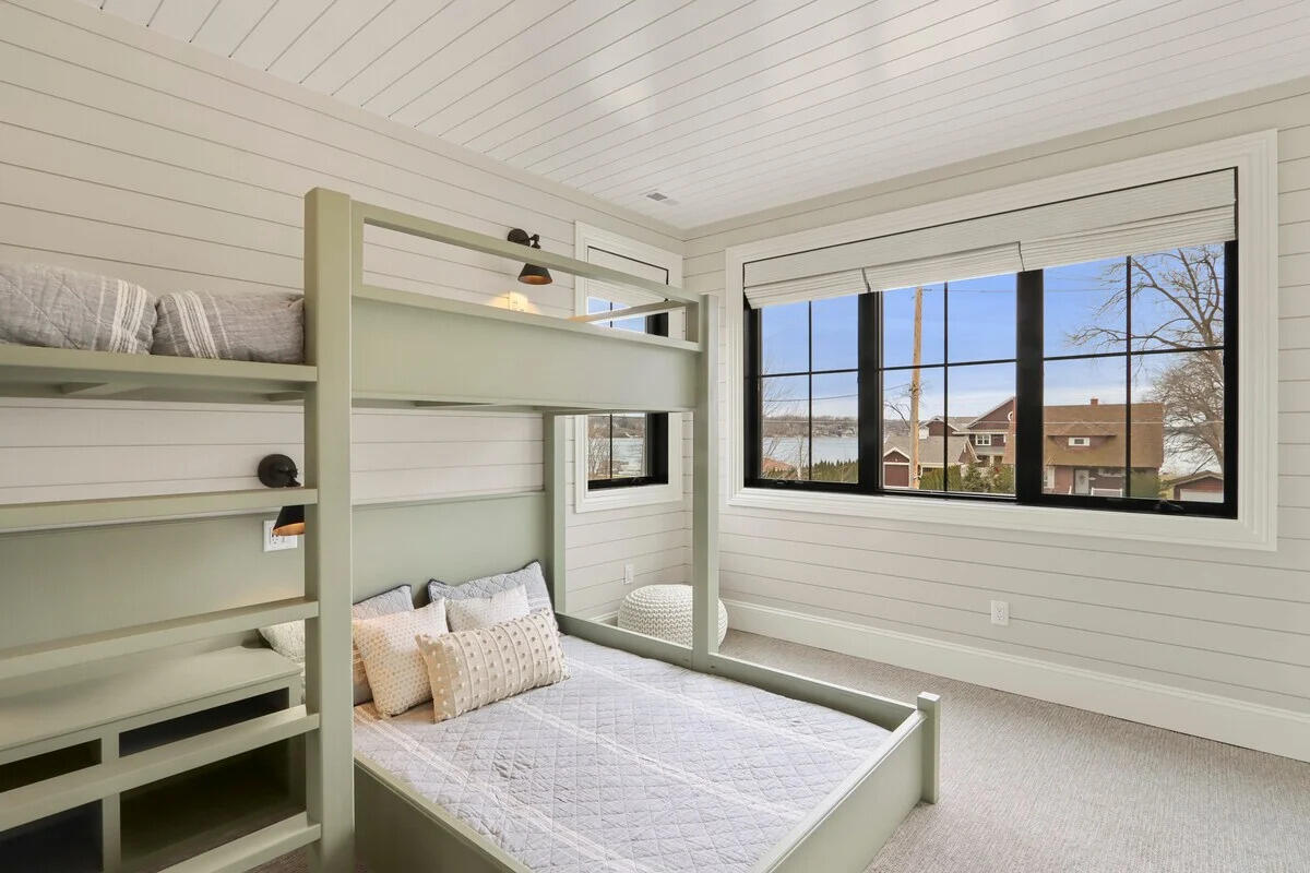 1229 West Main Street Lake Geneva, WI 53147 - Photo 14 of 16 14