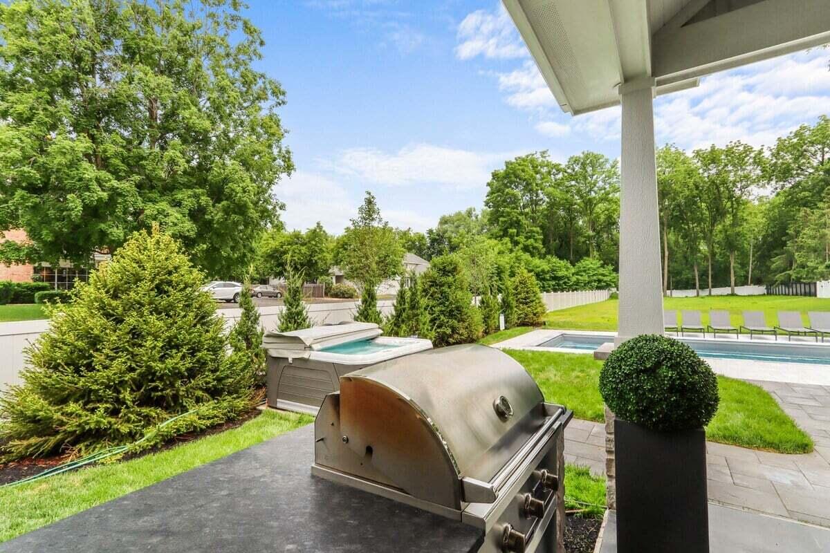 1229 West Main Street Lake Geneva, WI 53147 - Photo 16 of 16 9