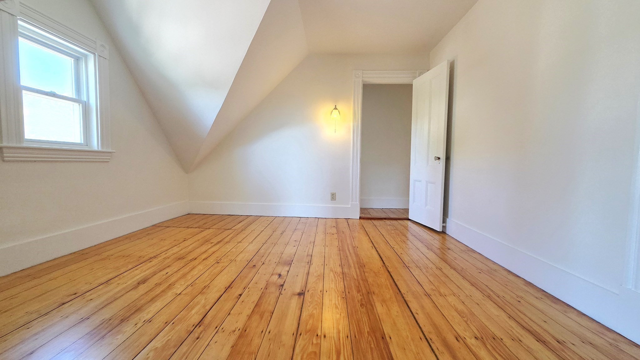 576 Trapelo Road, Unit 2 Belmont, MA 02478 - Photo 14 of 17 Gallery Image 14