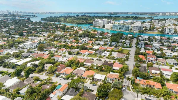 $5,600 | 9372 Abbott Avenue, Surfside, FL 33154