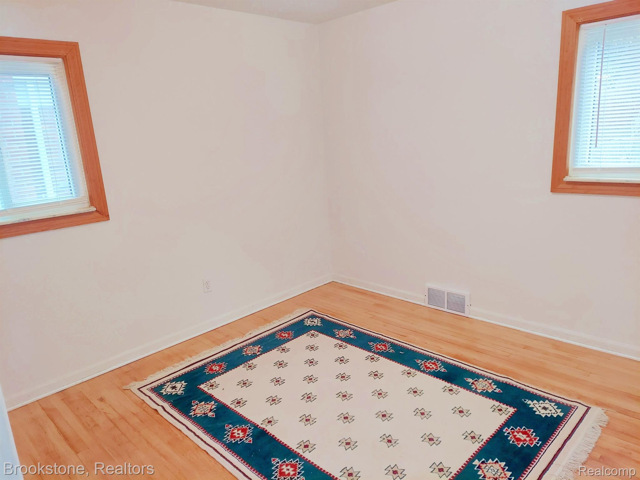 18250 Stephens Road Eastpointe, MI 48021 - Photo 29 of 67 Gallery Image 29