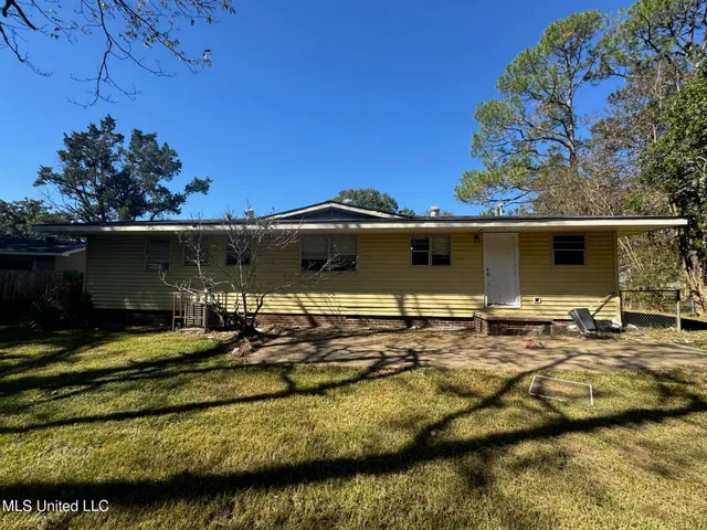 $54,900 | 444 McDowell Park Circle, Jackson, MS 39204