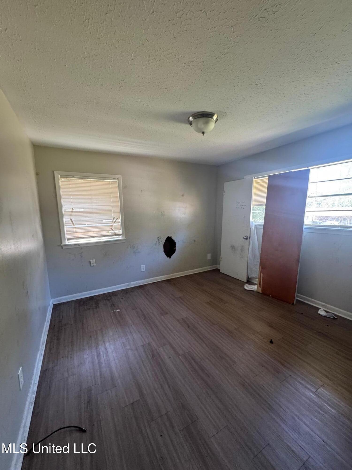 444 McDowell Park Circle Jackson, MS 39204 - Photo 7 of 11 IMG_6214