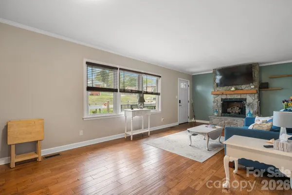 $300,000 | 118 Whitley Road, Morganton, NC 28655