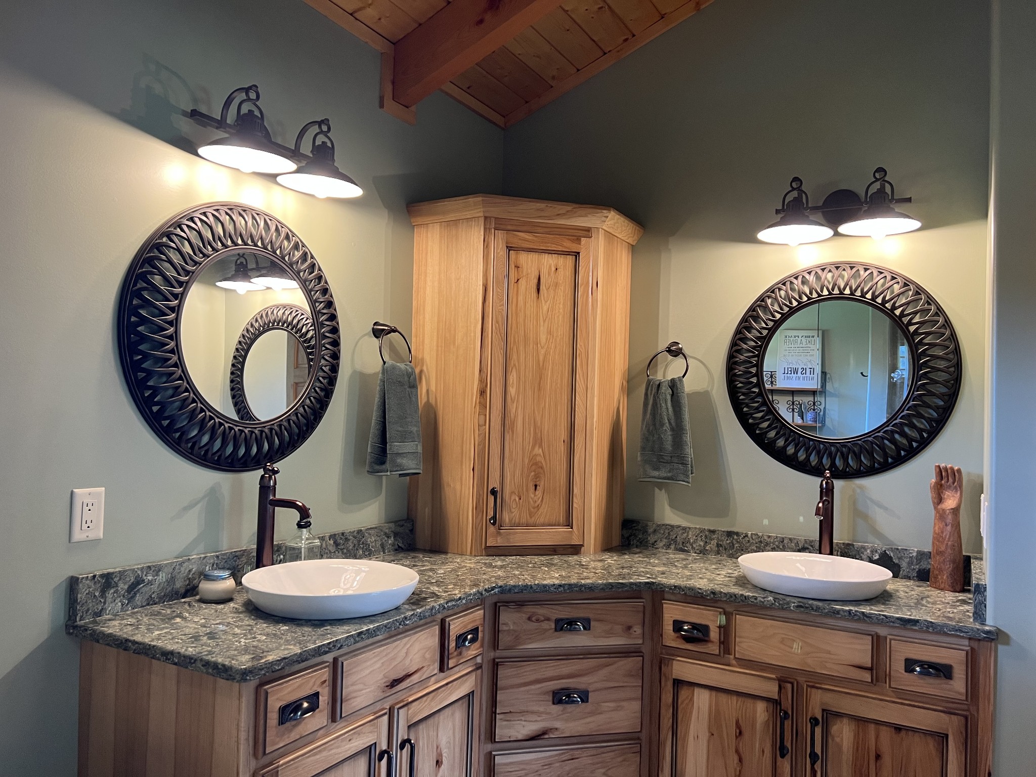 575 East Fork Road Whitleyville, TN 38588 - Photo 9 of 45 a kitchen with a sink and a mirror