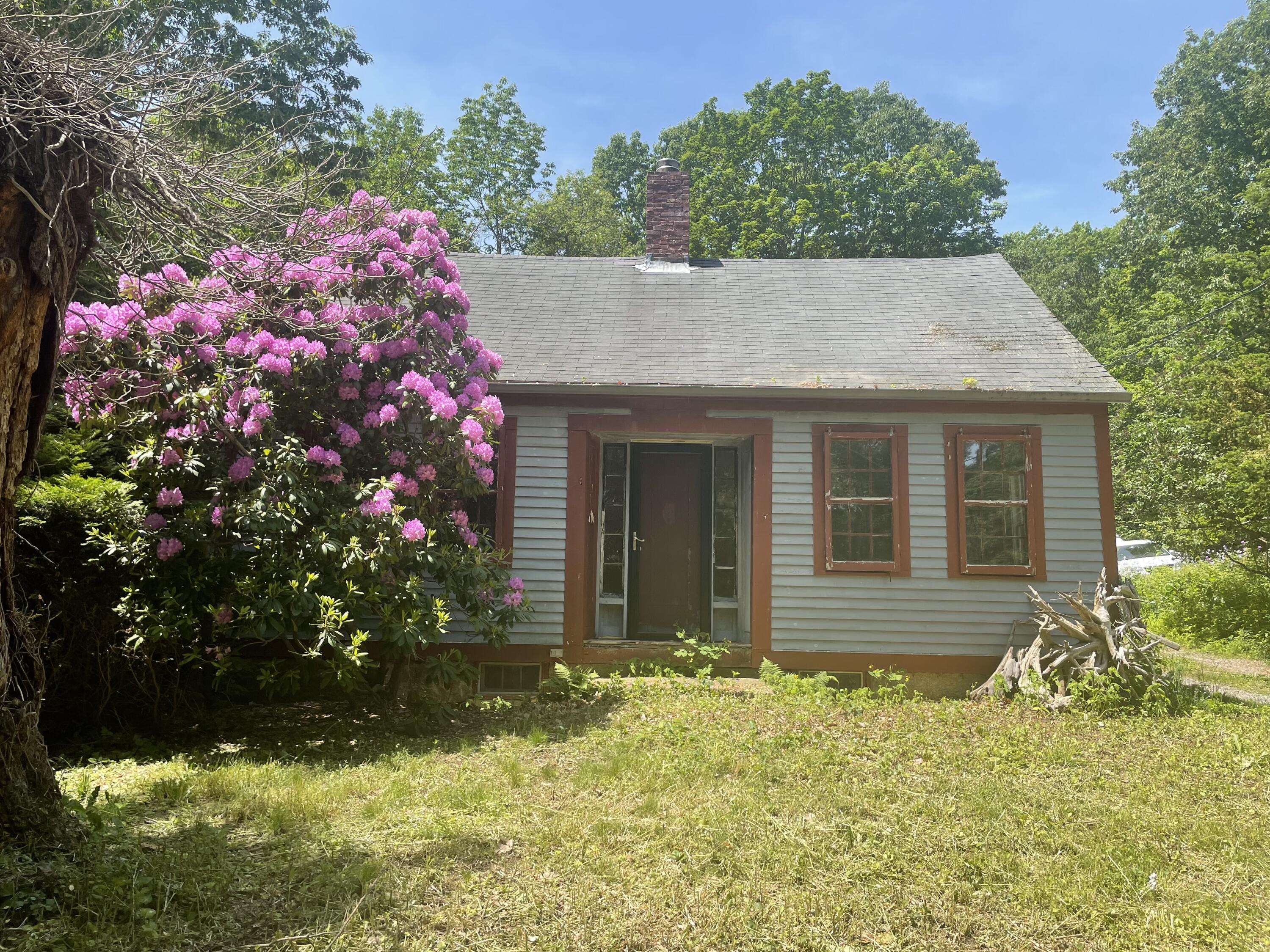 277 Goodwin Road Eliot, ME 03903 - Photo 2 of 35 IMG-5961