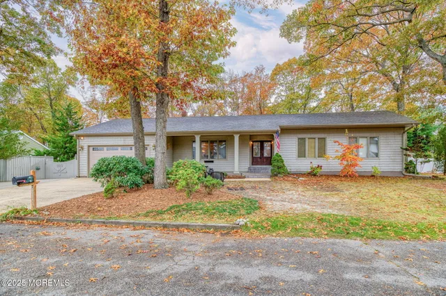 $599,900 | 303 South Lakeshore Drive, Manahawkin, NJ 08050