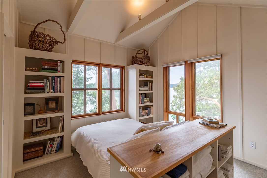 263 Peninsula Road Decatur Island, WA 98221 - Photo 11 of 25