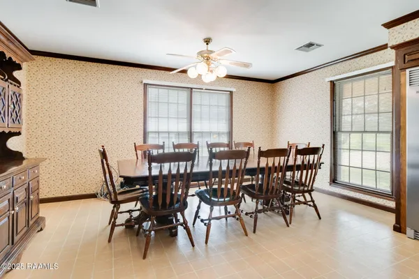 $274,900 | 1210 South Henry Street, Abbeville, LA 70510