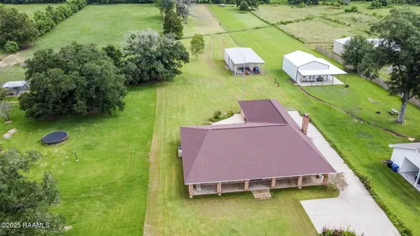 $274,900 | 1210 South Henry Street, Abbeville, LA 70510