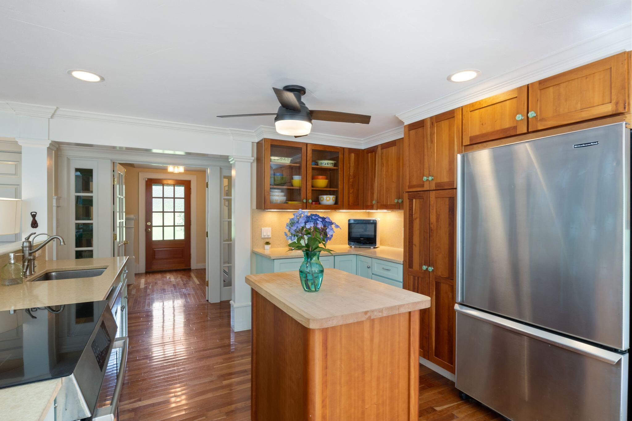 79 Spurwink Road Scarborough, ME 04074 - Photo 17 of 63 79 Spurwink Road