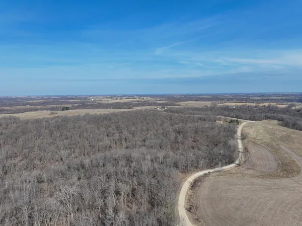 $600,000 | 14230 Hillside Road, Brownsville, MN 55919