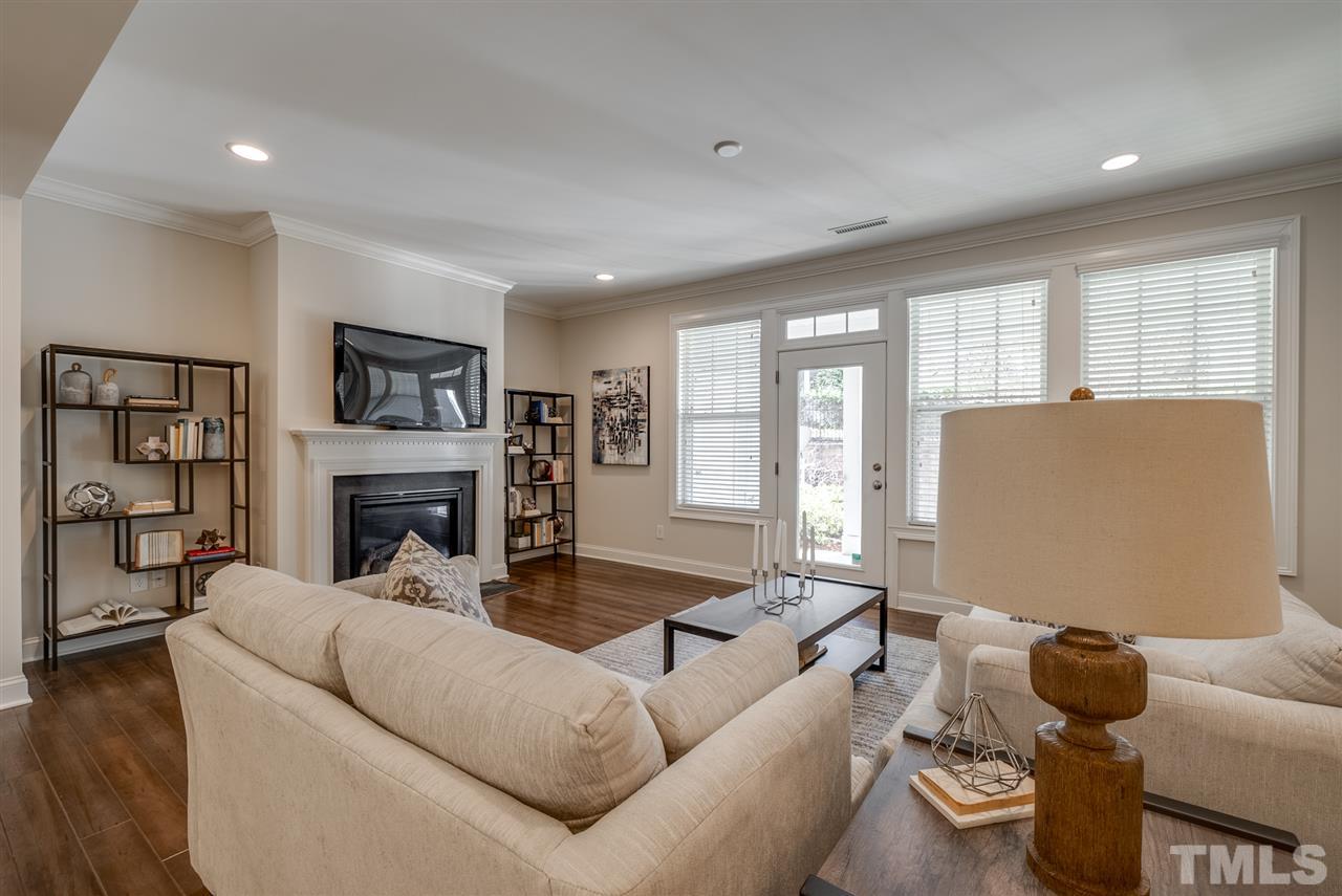 633 Fallon Grove Way Raleigh, NC 27608 - Photo 12 of 30