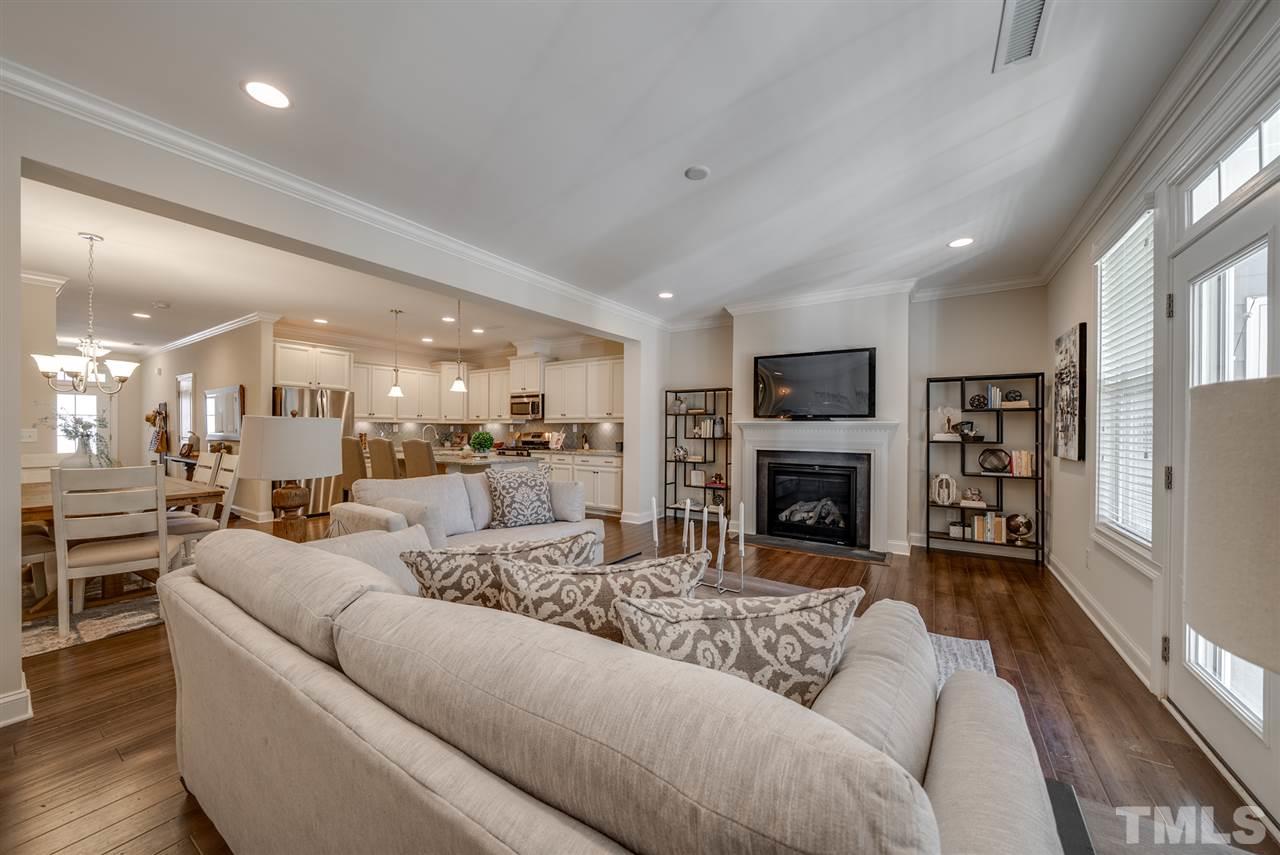 633 Fallon Grove Way Raleigh, NC 27608 - Photo 14 of 30