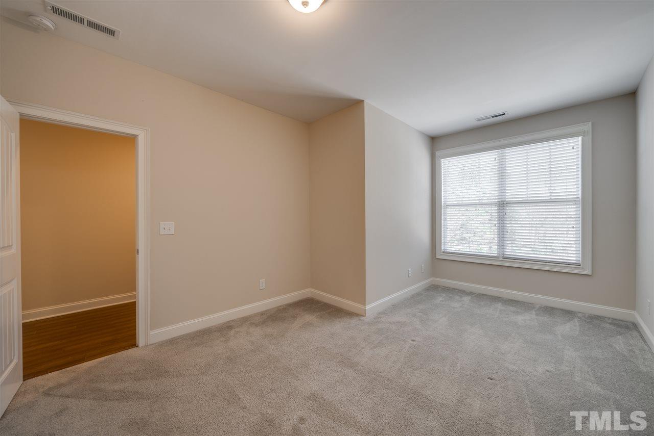 633 Fallon Grove Way Raleigh, NC 27608 - Photo 21 of 30