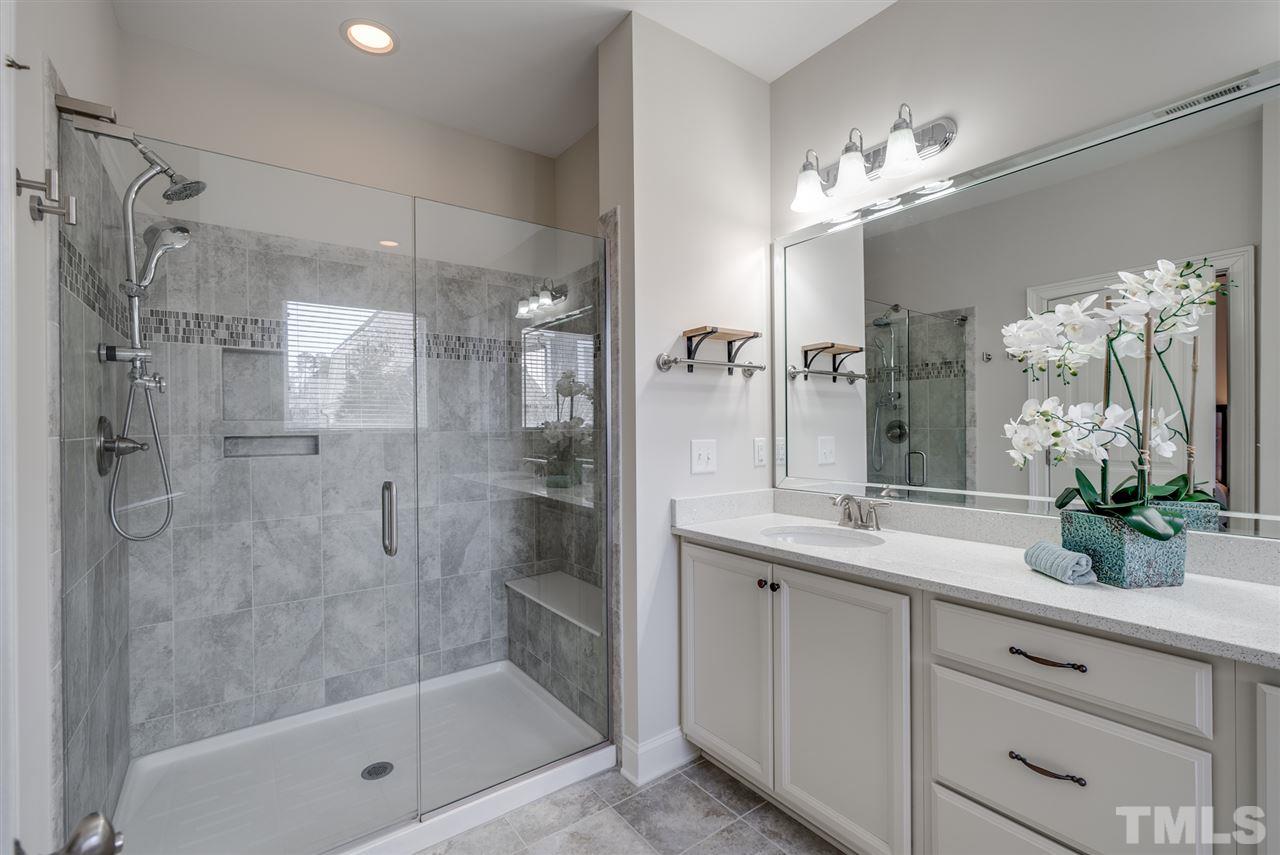 633 Fallon Grove Way Raleigh, NC 27608 - Photo 7 of 30