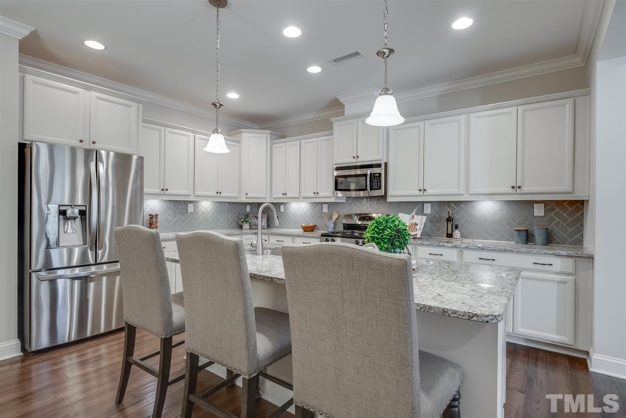 633 Fallon Grove Way Raleigh, NC 27608 - Photo 9 of 30