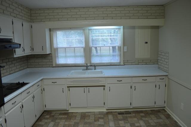 1717 Lockmiller Road Estill Springs, TN 37330 - Photo 8 of 20 Plenty of cabinets for storage in the kitchen.