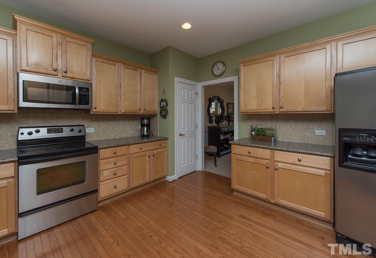 4424 Fairview Ridge Lane Apex, NC 27539 - Photo 4 of 25 Stainless steel appliances