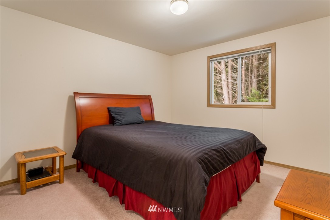 3229 189th Street Southeast Bothell, WA 98012 - Photo 17 of 19